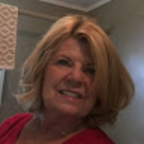 Meet your Posher, Ruth - Picture 1 of 1